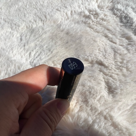 Brand new Estée Lauder sample bundle - Picture 3 of 5